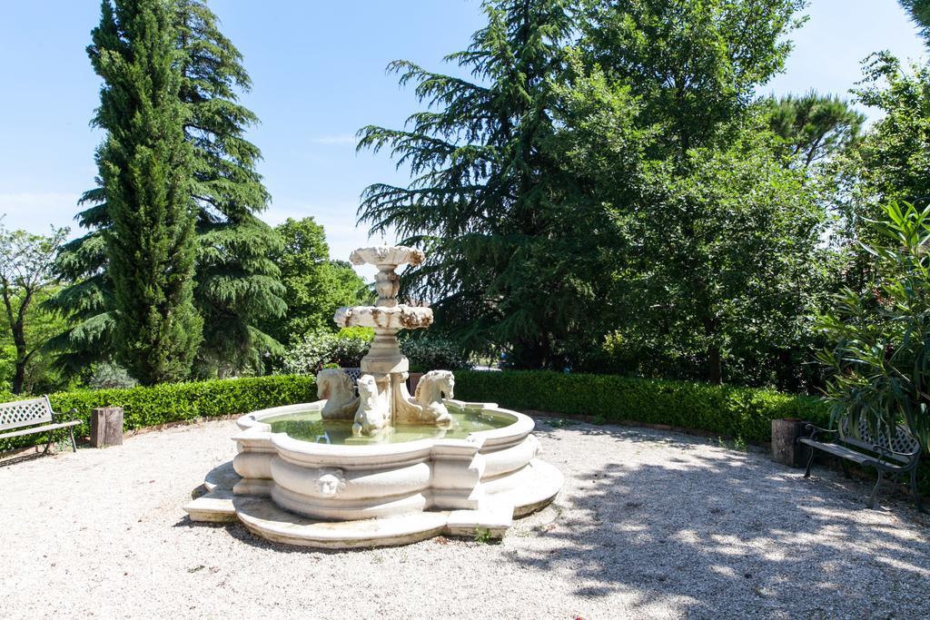 Locanda Antiche Macine Сантарканджело-ді-Романья Екстер'єр фото